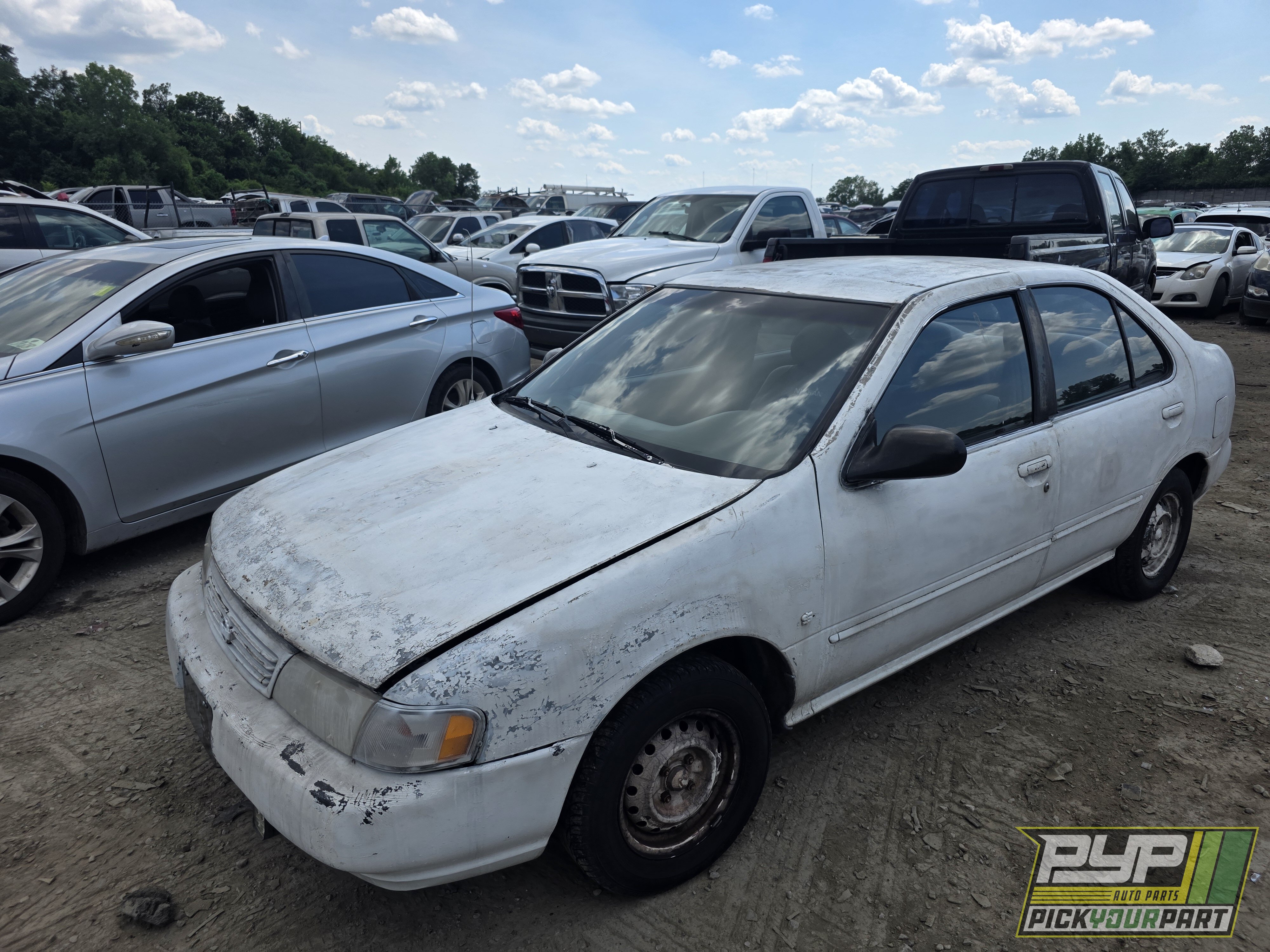 Photo of 1996 Nissan Sentra