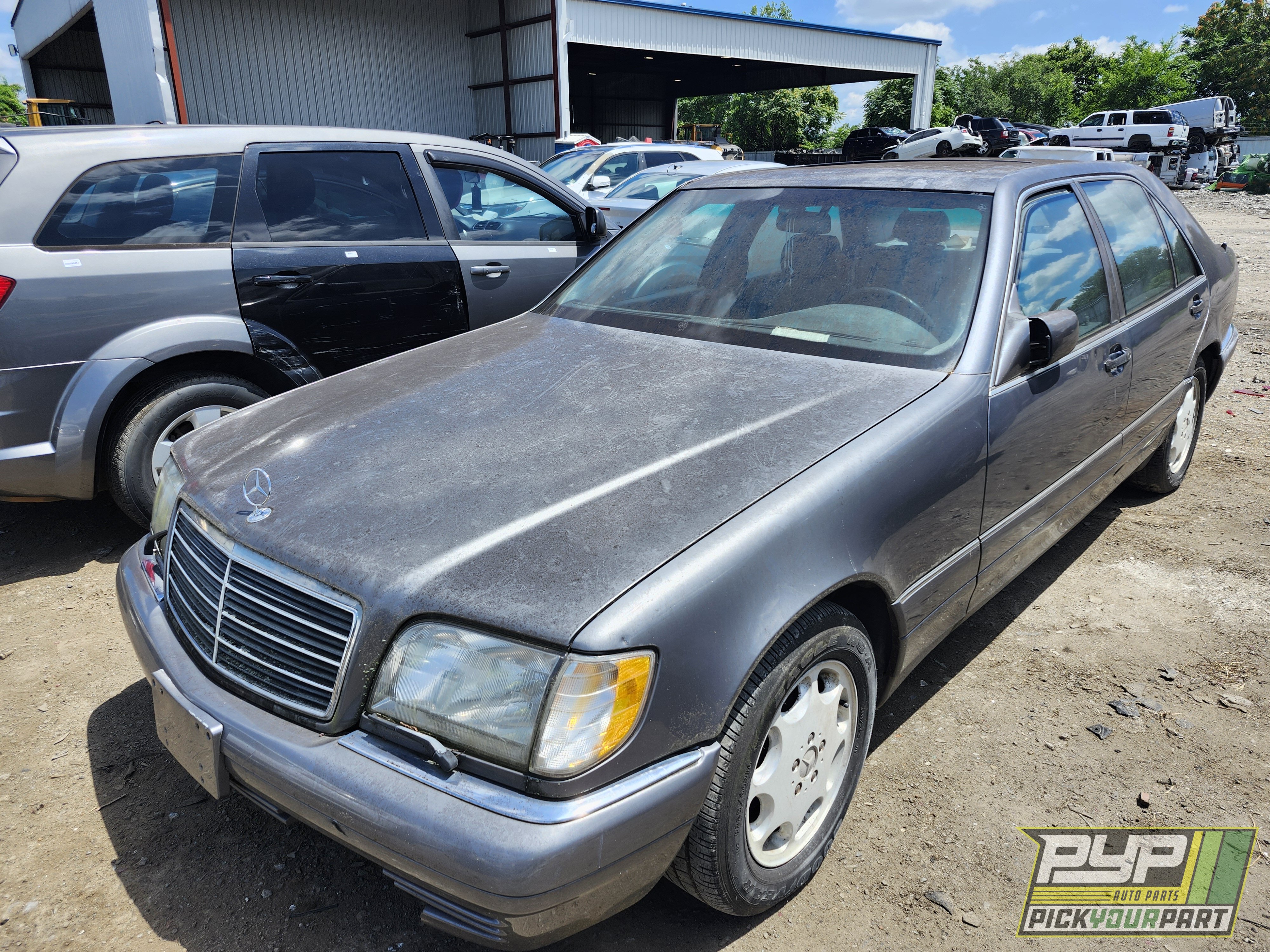 Photo of 1995 Mercedes-Benz S320