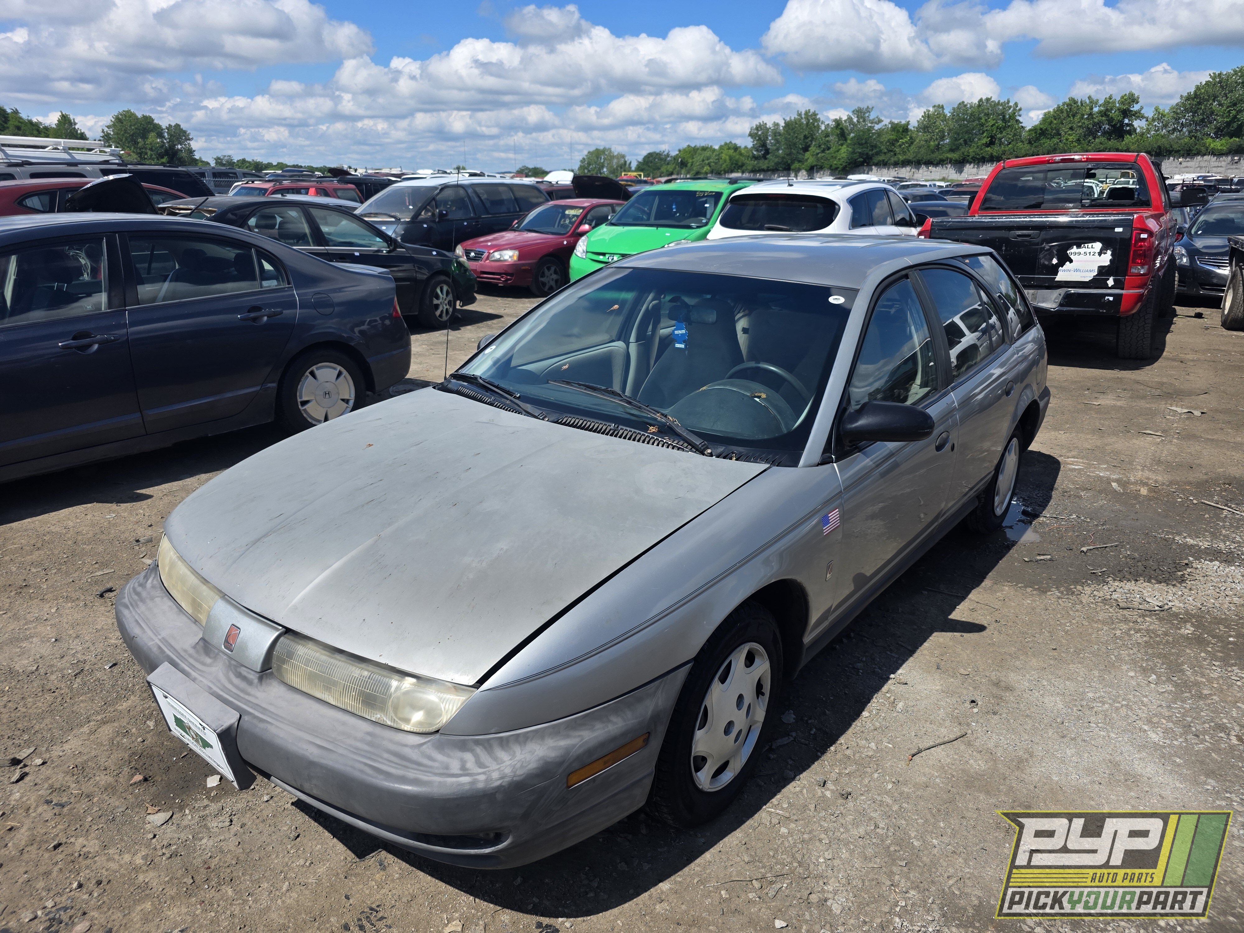 Photo of 1997 Saturn Sw1