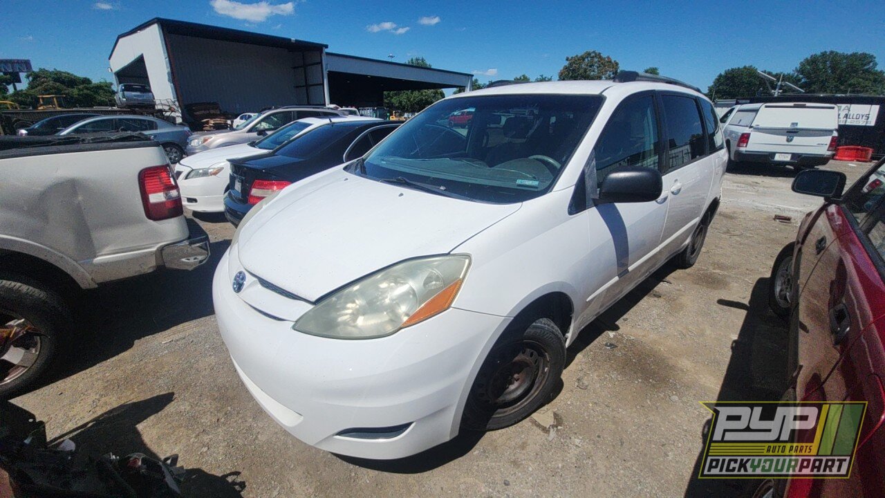 Photo of 2006 Toyota Sienna