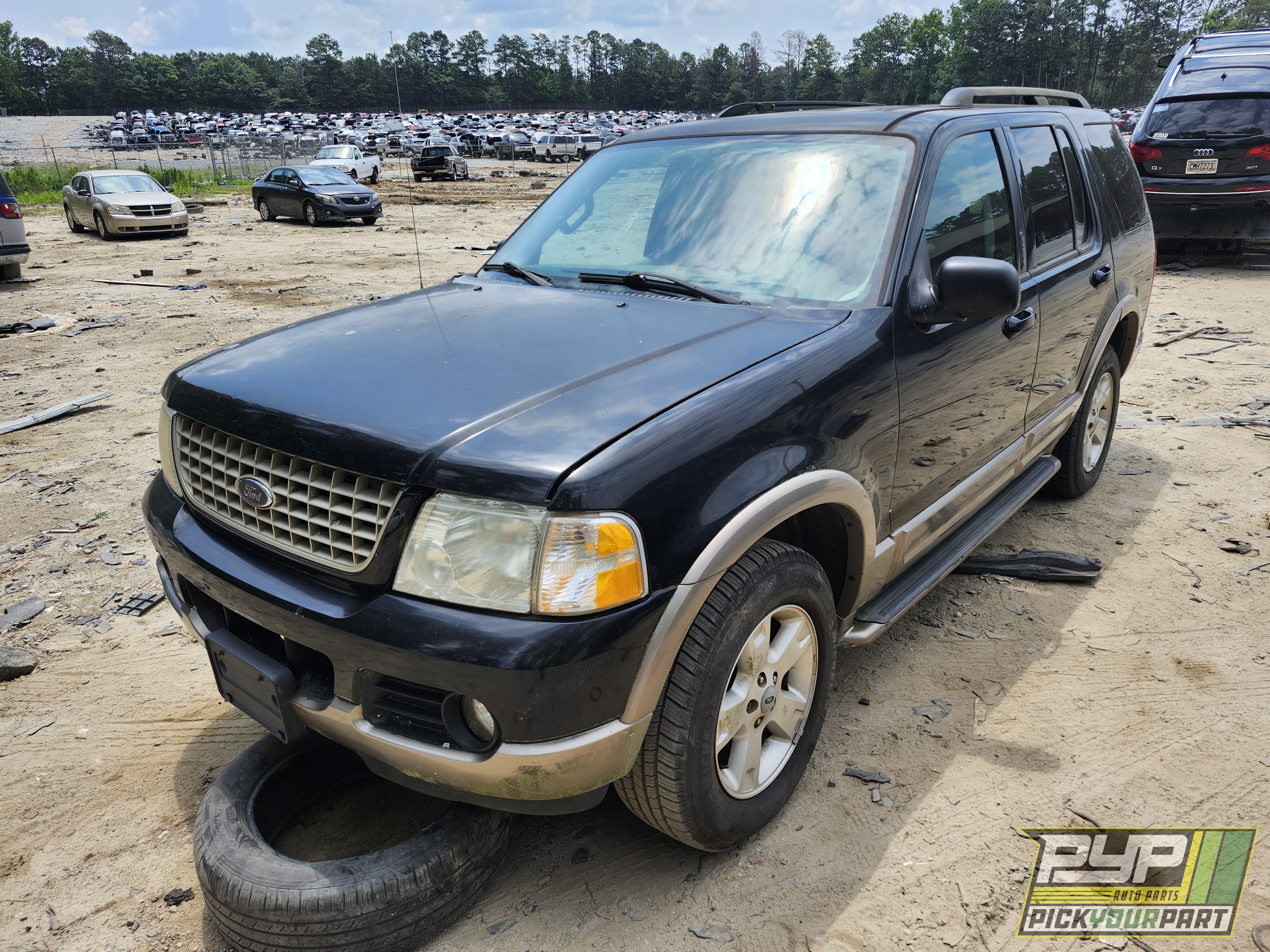 Photo of 2003 Ford Explorer