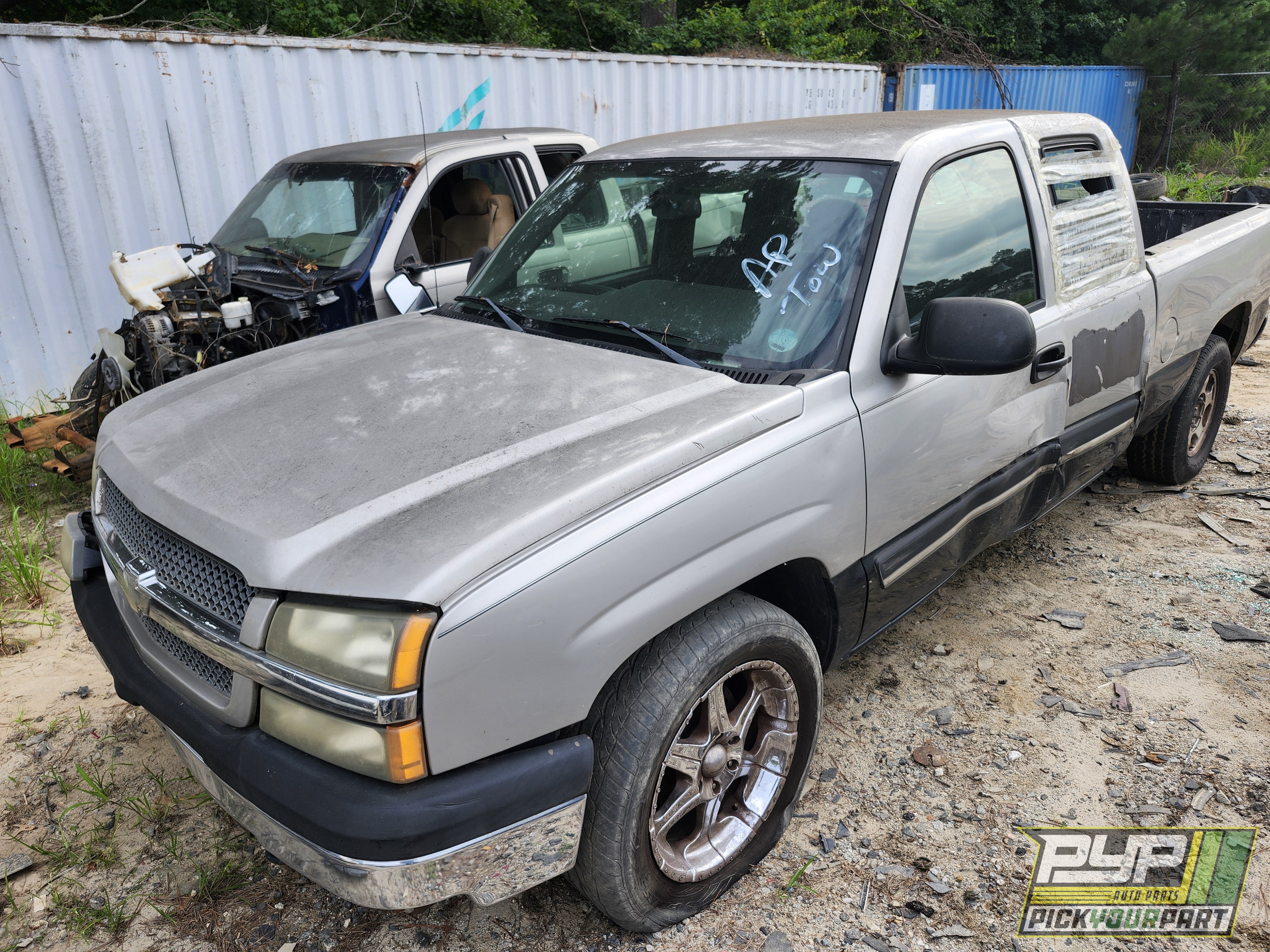Photo of 2004 Chevrolet Silverado 1500