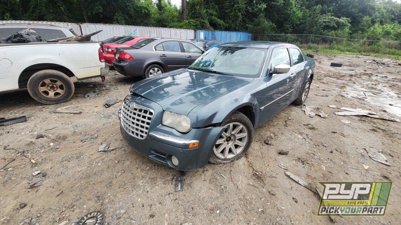 Photo of 2005 Chrysler 300