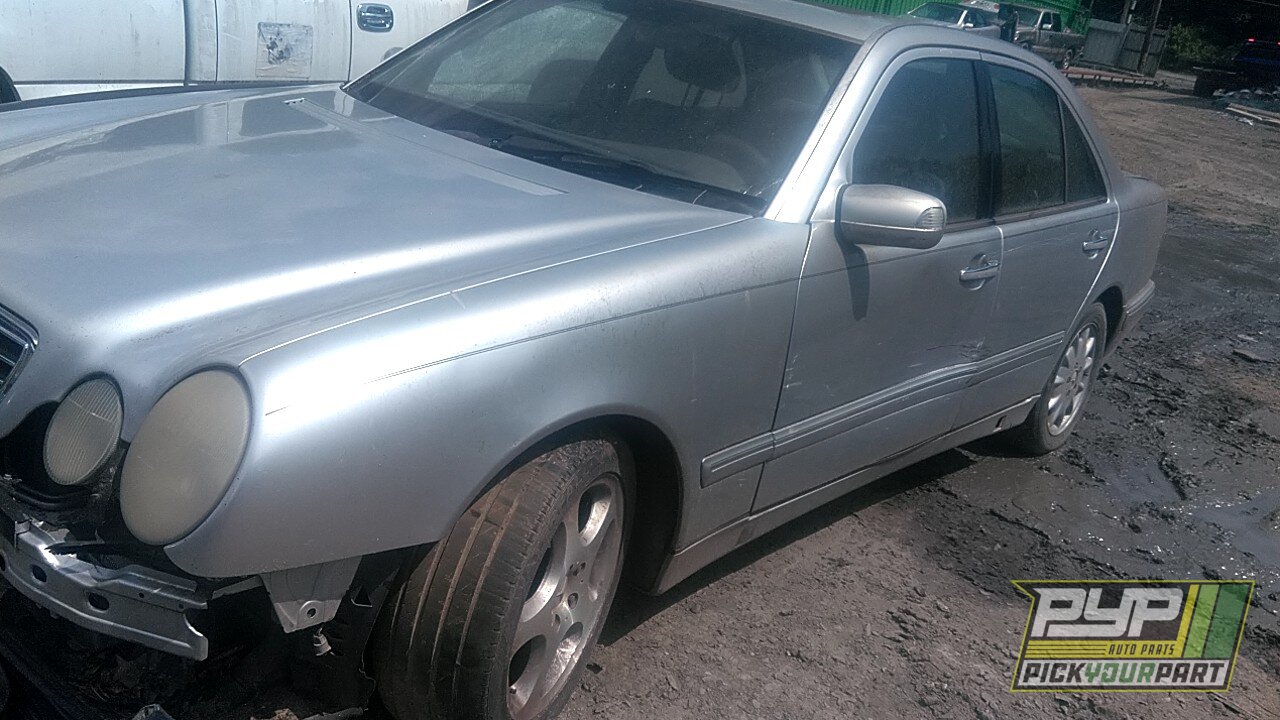 Photo of 2000 Mercedes-Benz E320