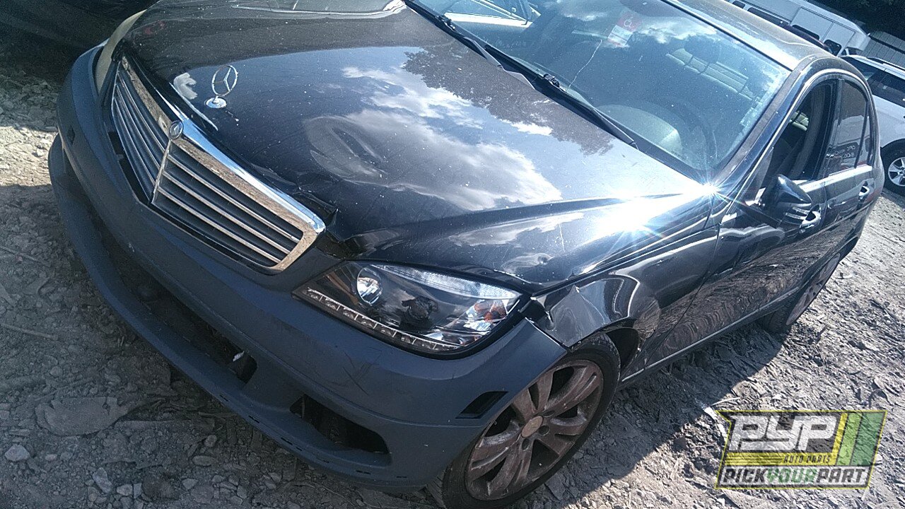 Photo of 2010 Mercedes-Benz C300