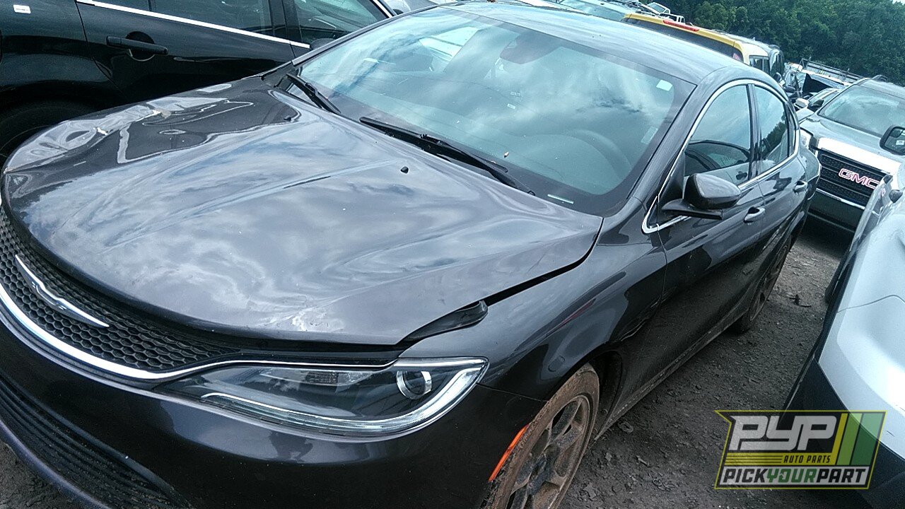 Photo of 2015 Chrysler 200