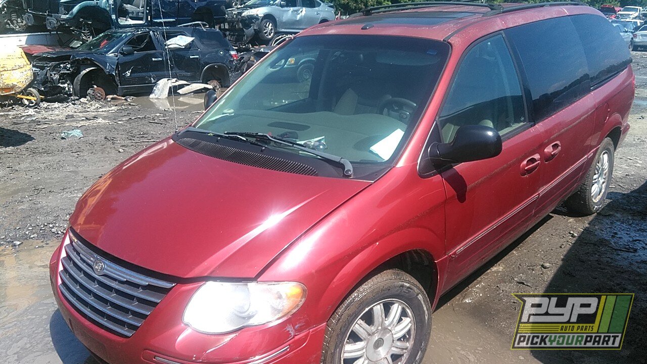 Photo of 2006 Chrysler Town & Country