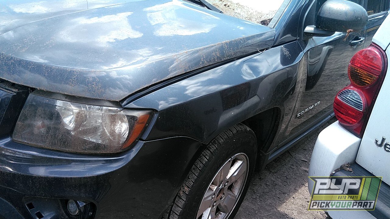 Photo of 2015 Jeep Compass