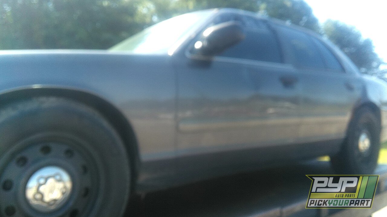 Photo of 2008 Ford Crown Victoria