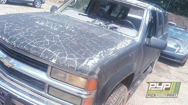 Photo of 1998 Chevrolet K2500 Suburban
