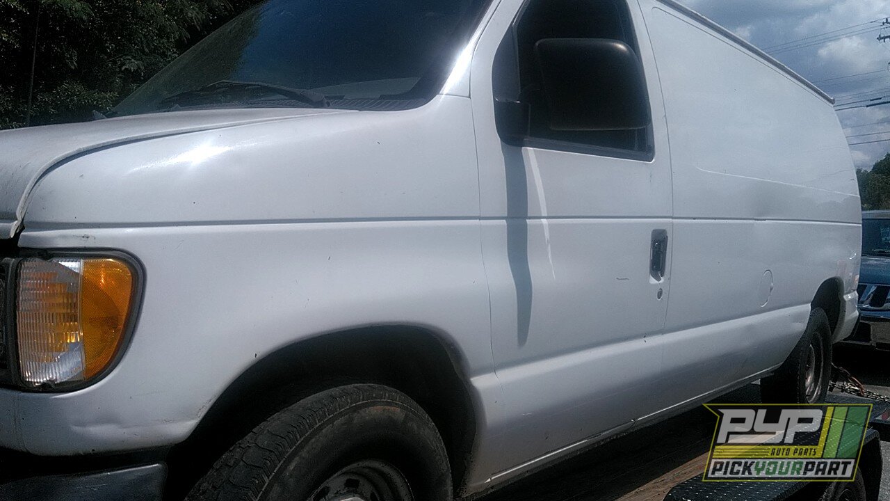 Photo of 2001 Ford E-150 Econoline