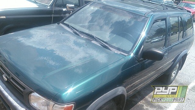 Photo of 1997 Nissan Pathfinder