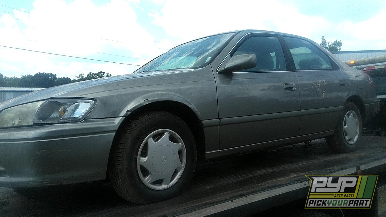 Photo of 2000 Toyota Camry