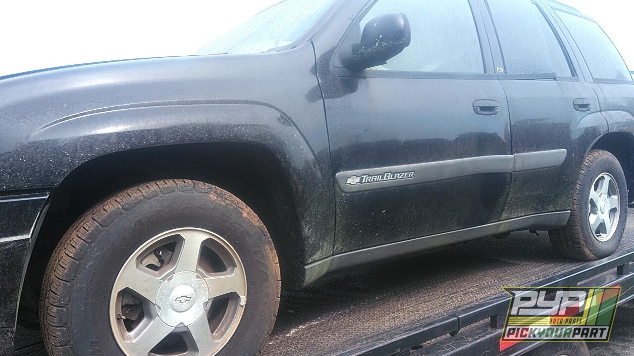 Photo of 2004 Chevrolet Trailblazer