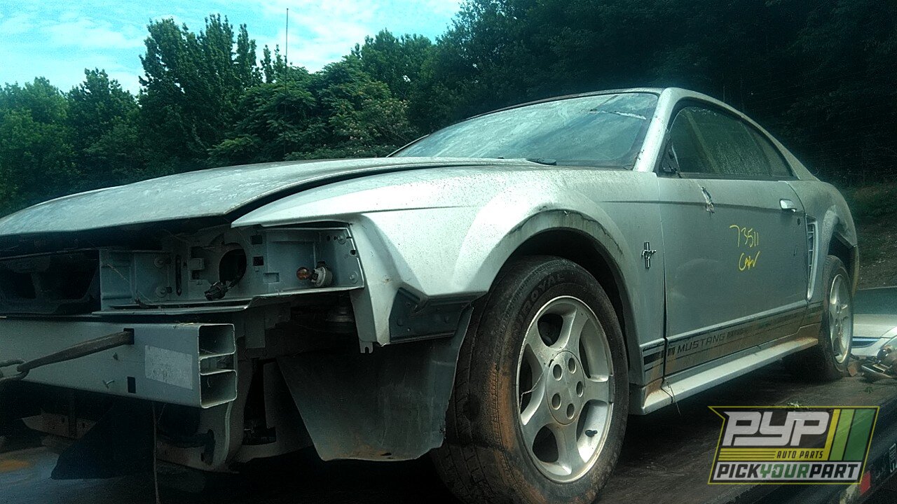 Photo of 2000 Ford Mustang