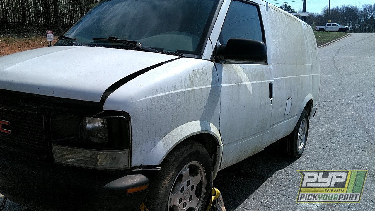 Photo of 2004 Gmc Safari