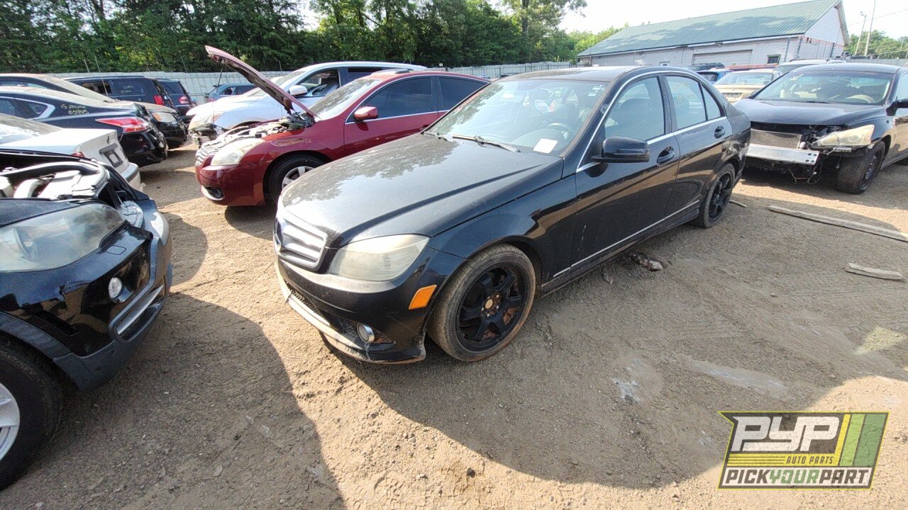 Photo of 2010 Mercedes-Benz C300