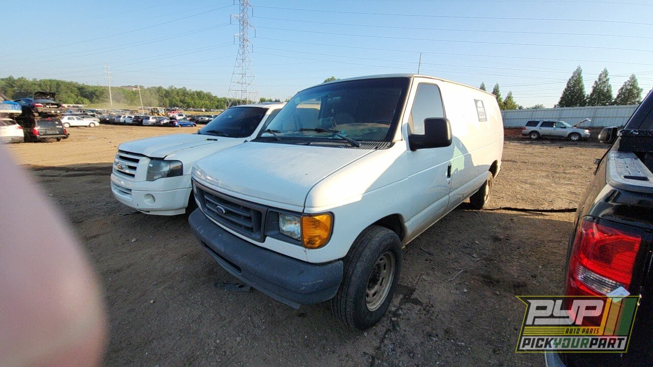 Photo of 2005 Ford E-150