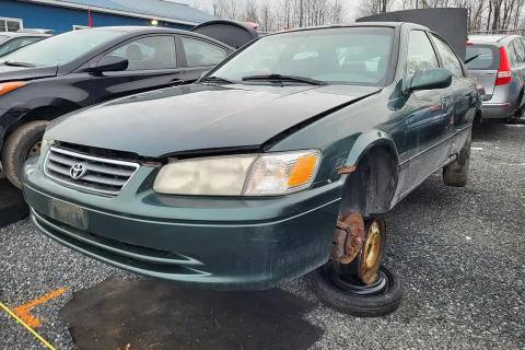 Photo of 2000 Toyota Camry