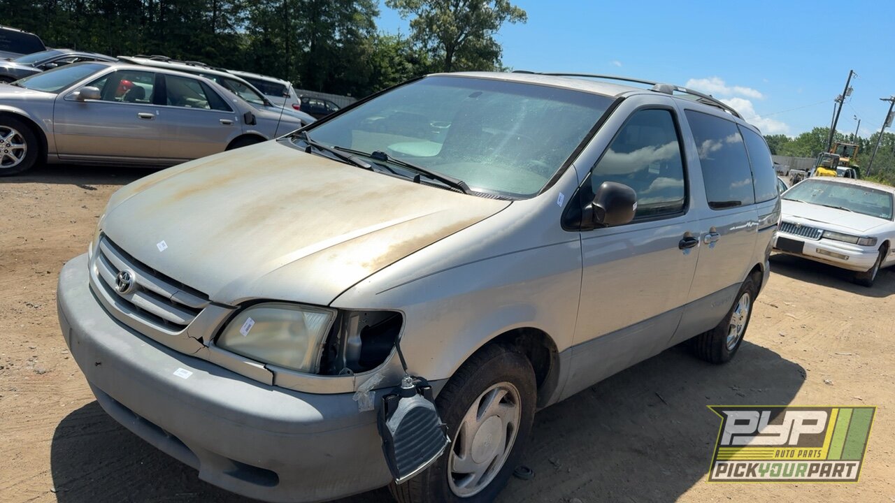 Photo of 2001 Toyota Sienna