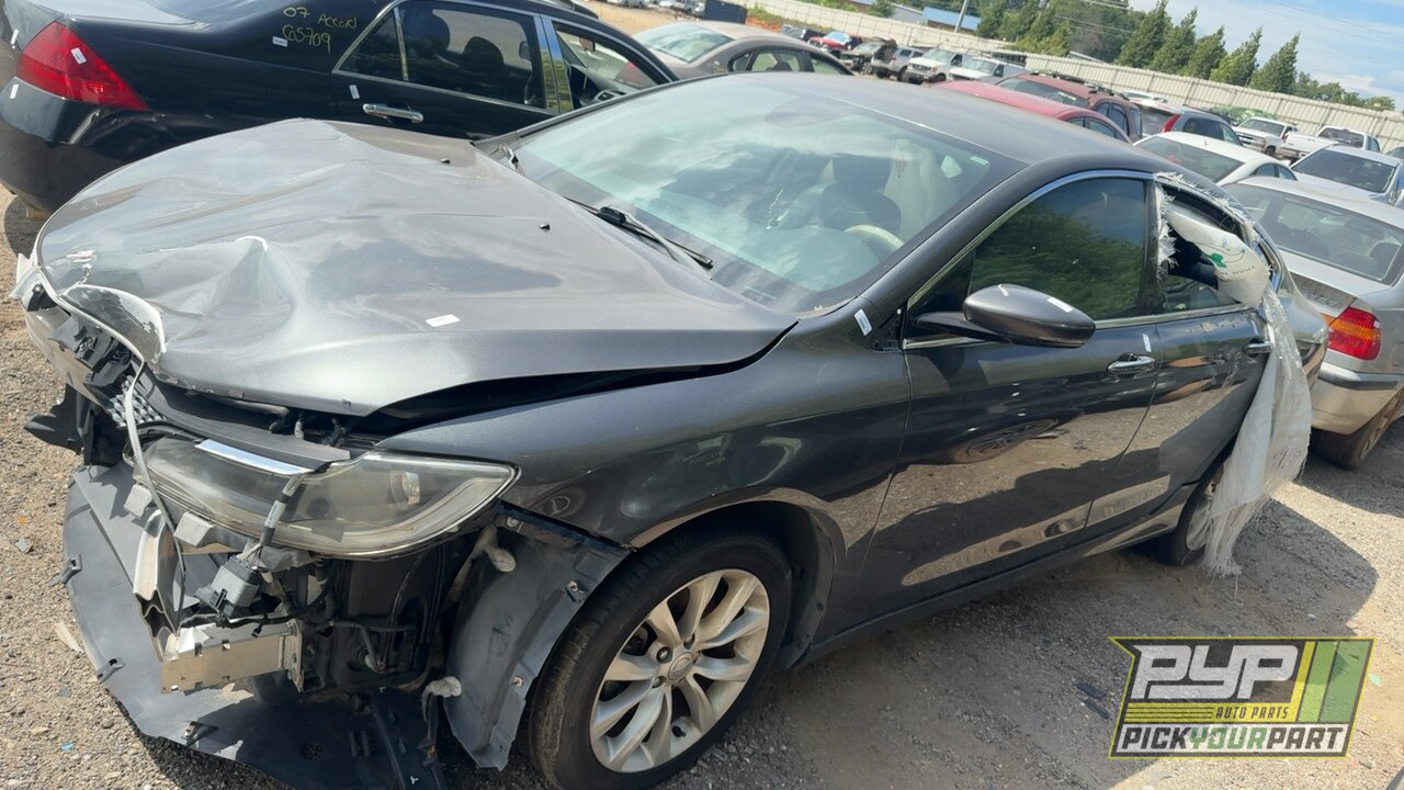 Photo of 2015 Chrysler 200