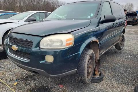 Photo of 2005 Chevrolet Uplander