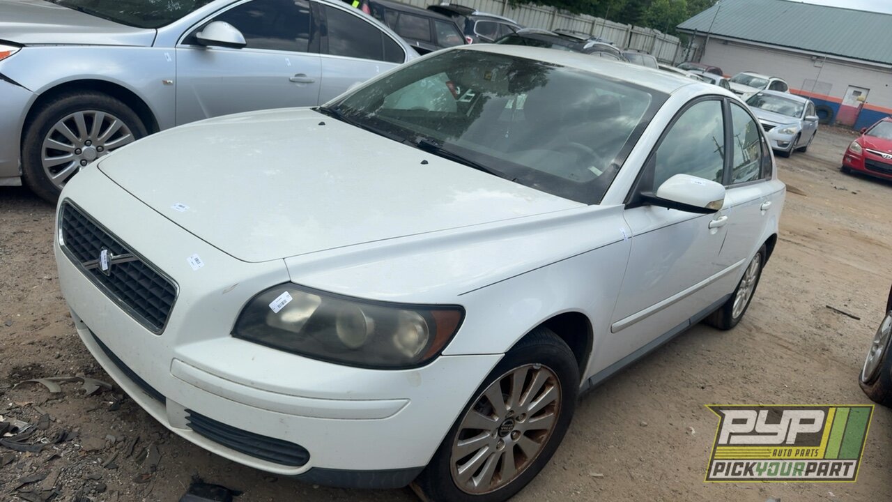 Photo of 2005 Volvo S40