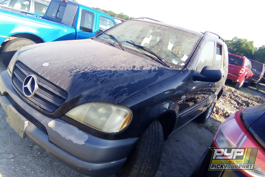 Photo of 1999 Mercedes-Benz Ml320