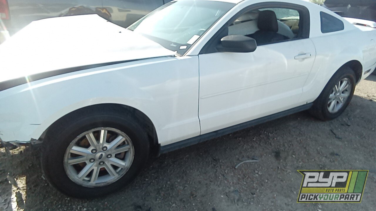 Photo of 2006 Ford Mustang