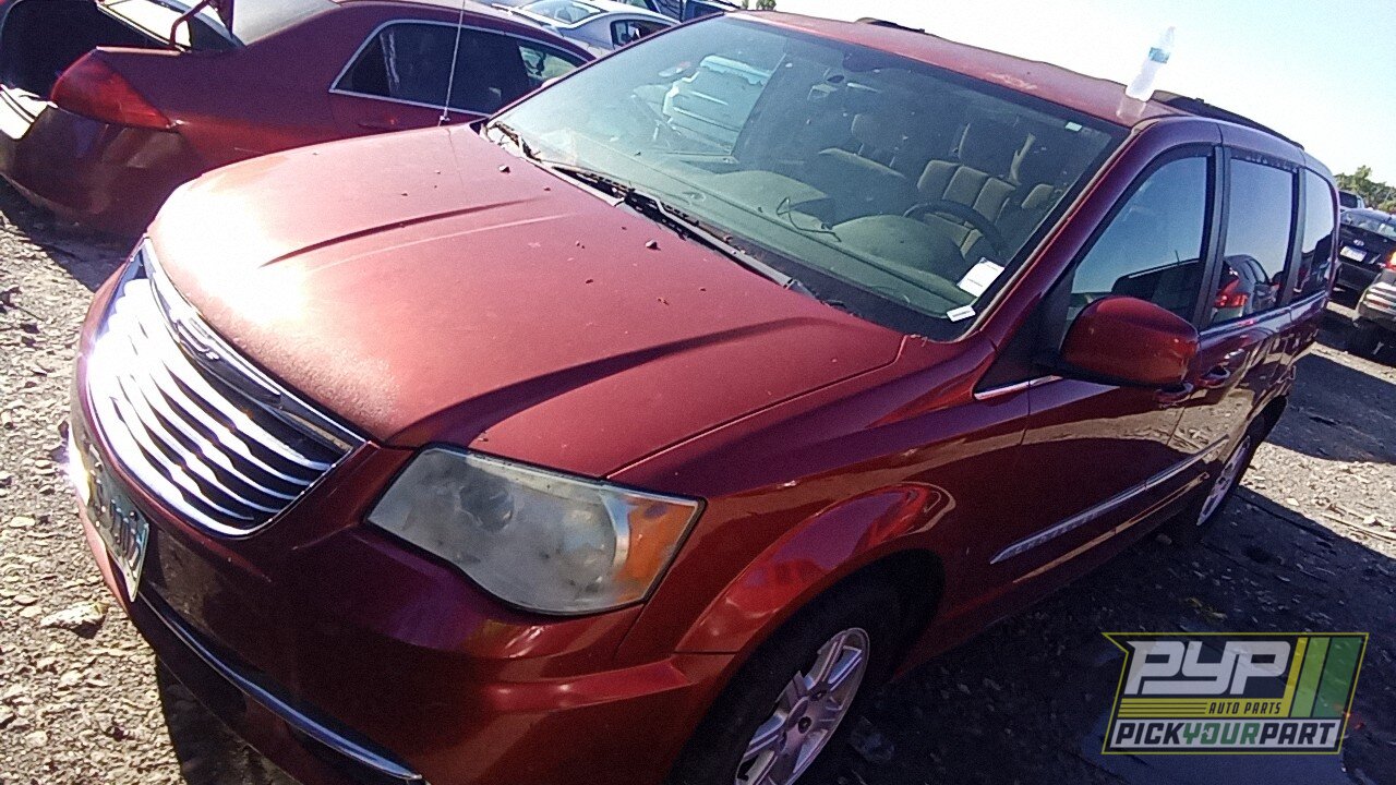 Photo of 2011 Chrysler Town & Country