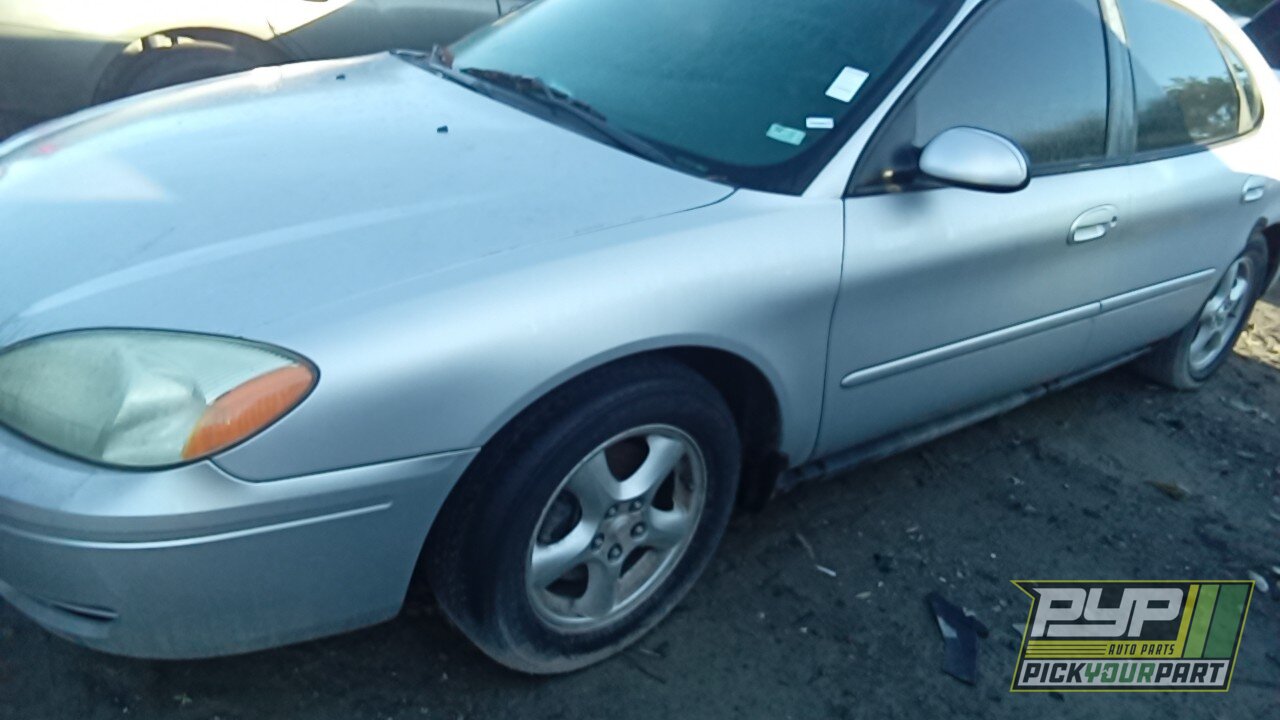 Photo of 2004 Ford Taurus