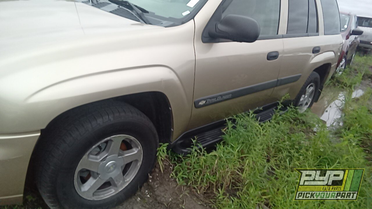 Photo of 2004 Chevrolet Trailblazer