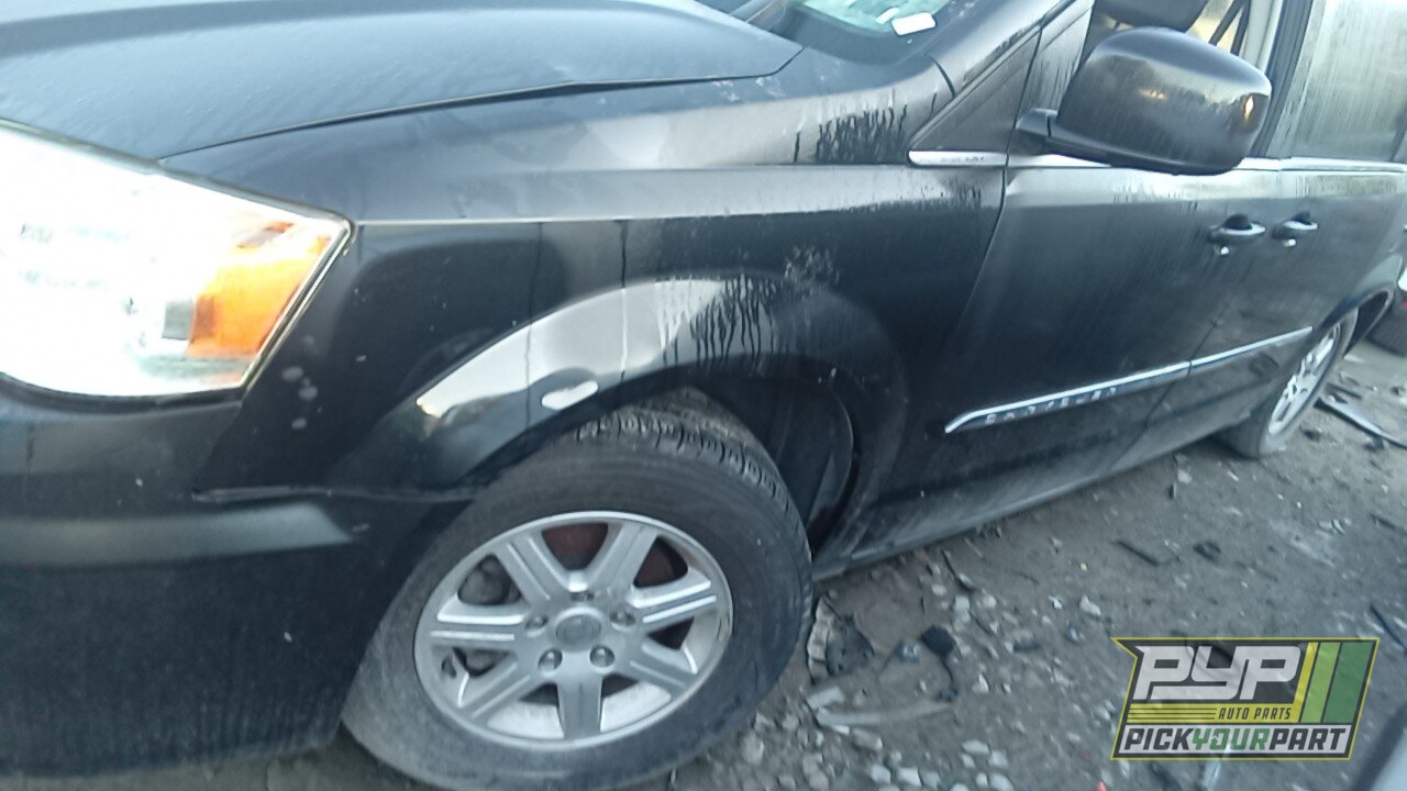 Photo of 2012 Chrysler Town & Country