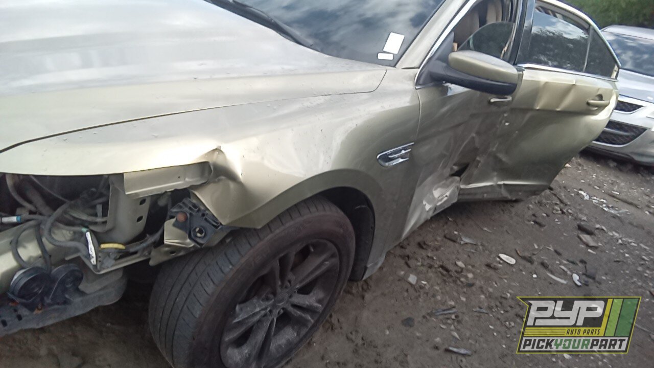 Photo of 2013 Ford Taurus