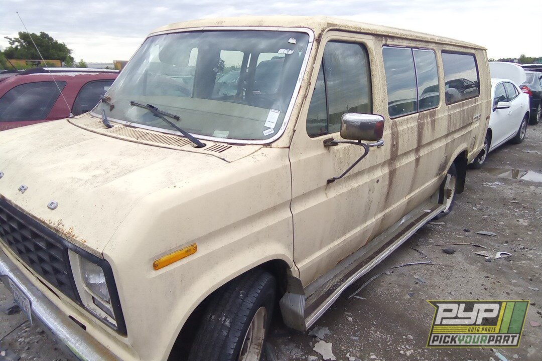 Photo of 1980 Ford E-350 Econoline Club Wagon