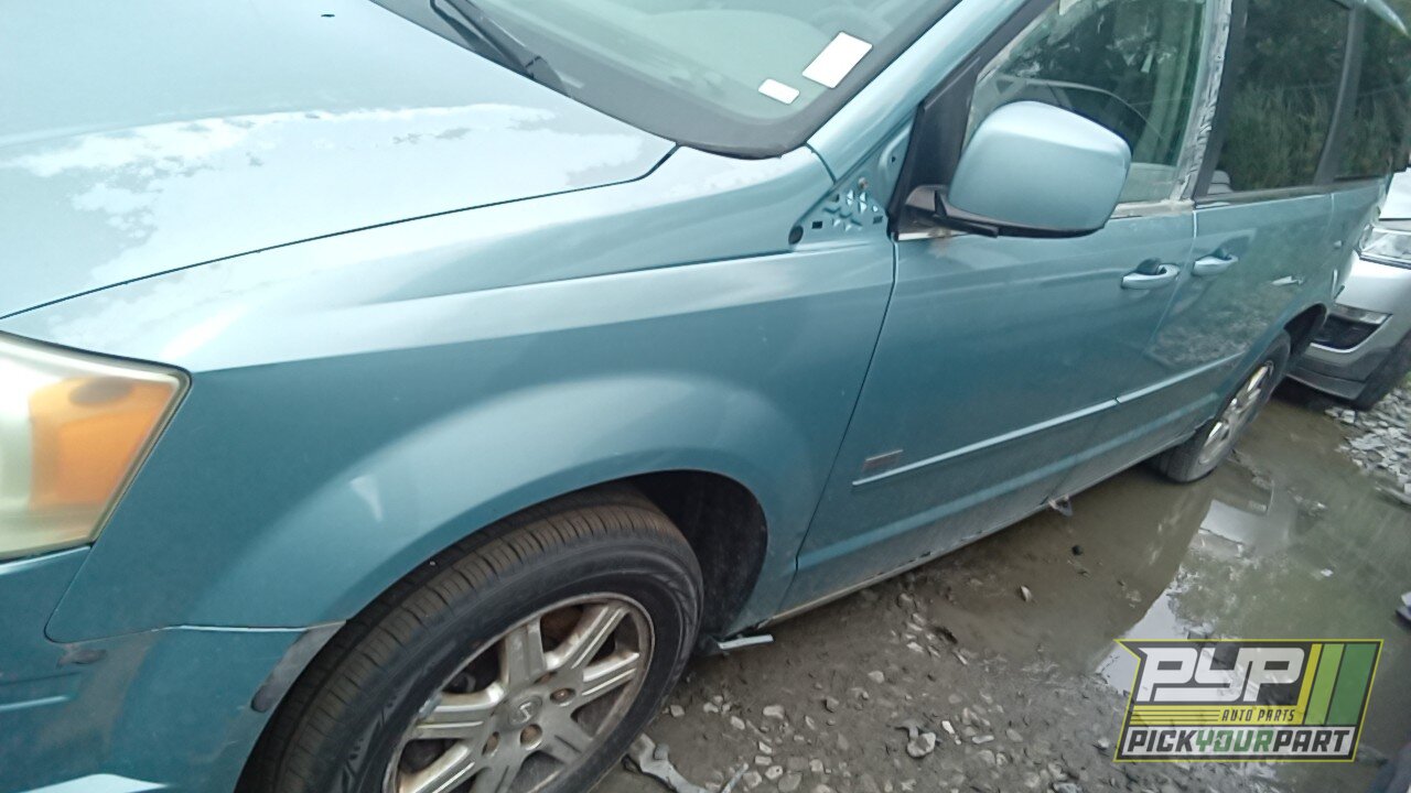 Photo of 2008 Chrysler Town & Country