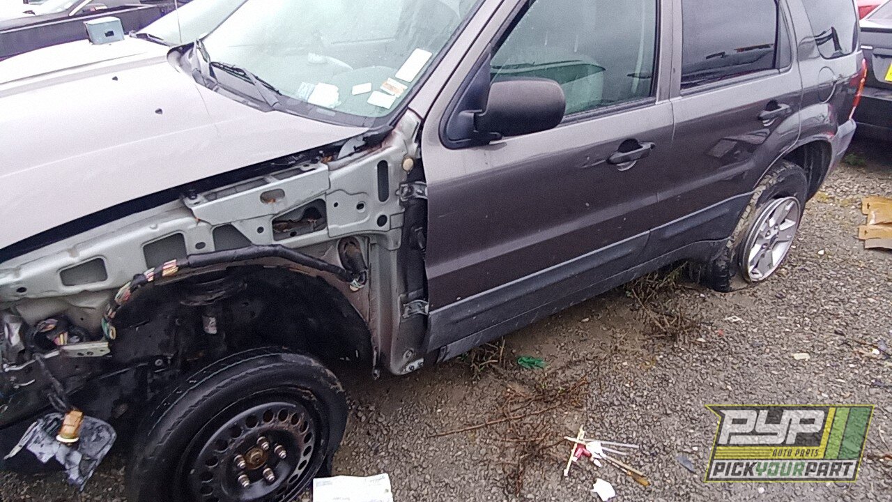 Photo of 2005 Ford Escape