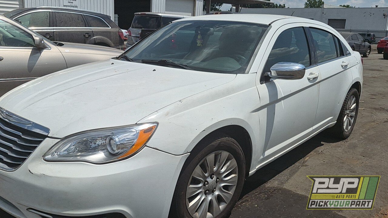 Photo of 2013 Chrysler 200