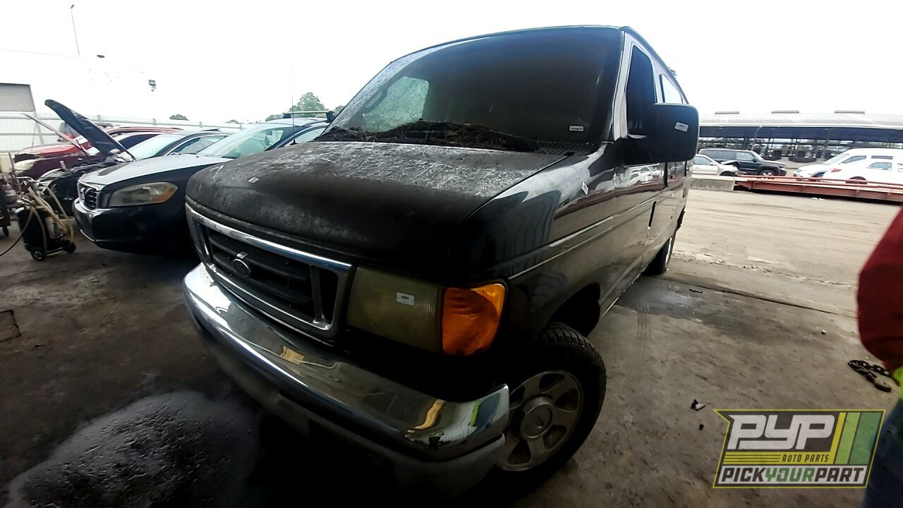 Photo of 2004 Ford E-150
