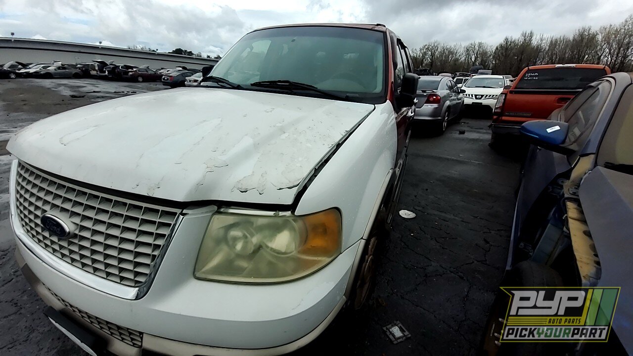 Photo of 2004 Ford Expedition