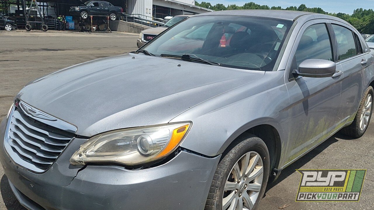 Photo of 2013 Chrysler 200