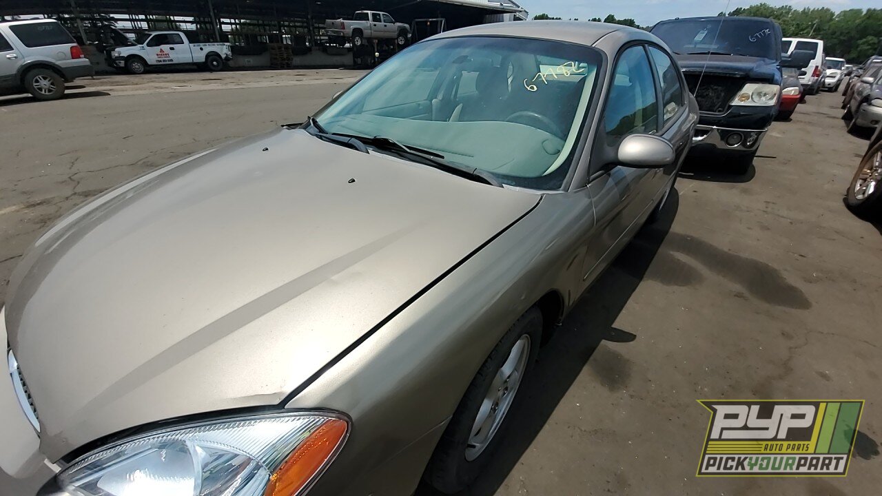 Photo of 2002 Ford Taurus