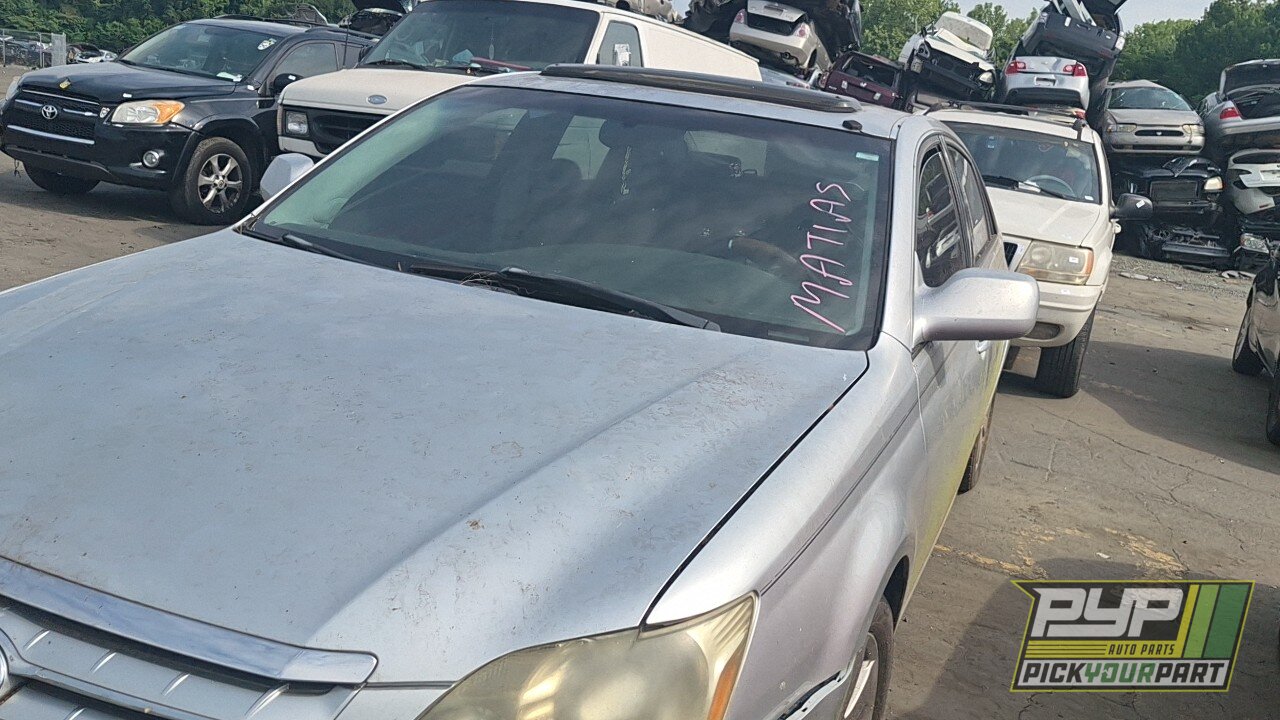 Photo of 2005 Toyota Avalon