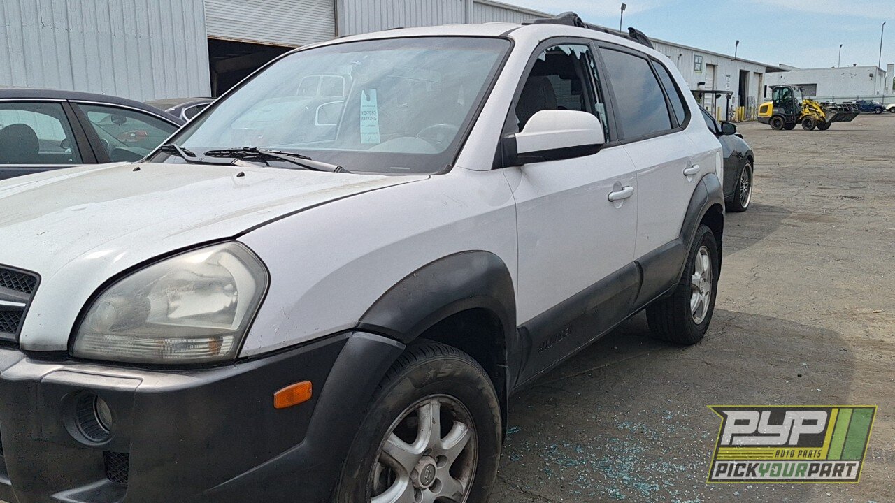 Photo of 2005 Hyundai Tucson