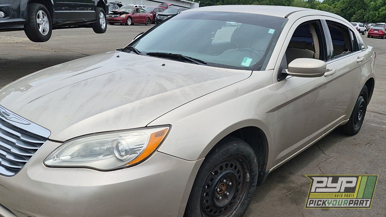 Photo of 2013 Chrysler 200