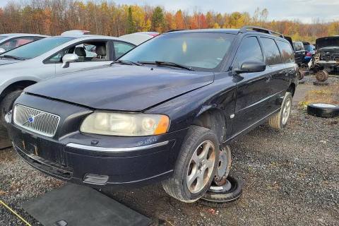 Photo of 2005 Volvo V70