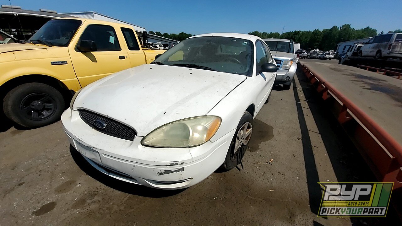Photo of 2006 Ford Taurus