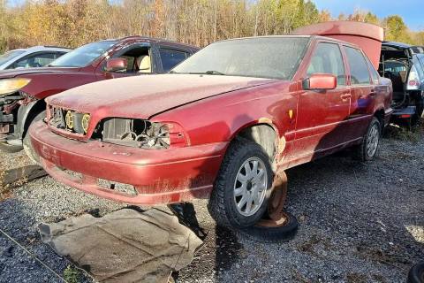 Photo of 1998 Volvo S70