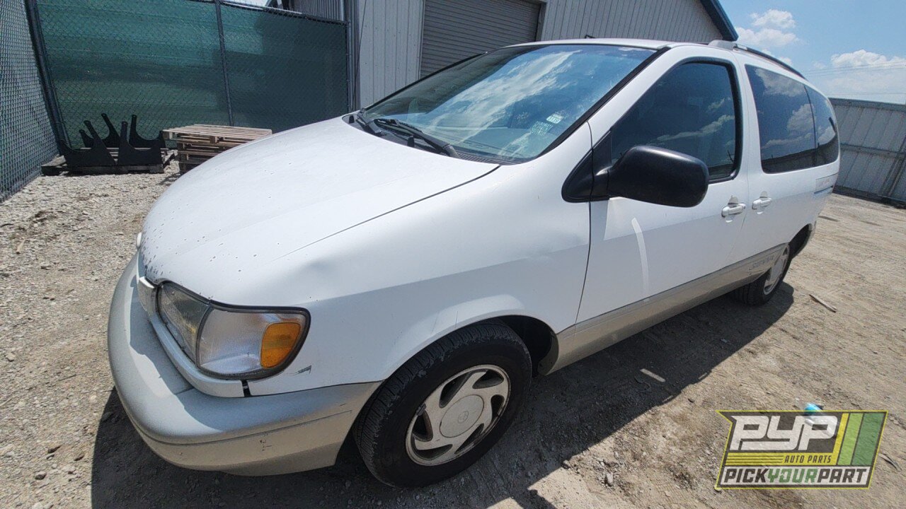 Photo of 2000 Toyota Sienna