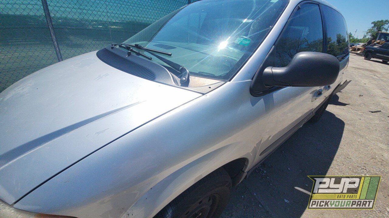 Photo of 2004 Chrysler Town & Country